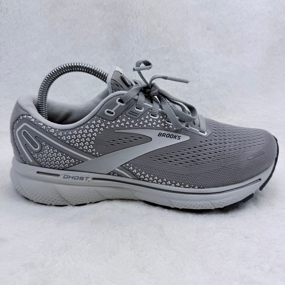 Brooks Ghost 14 Womens Gray Running Shoes Size 9 Wide Athletic Cushioned Shoes